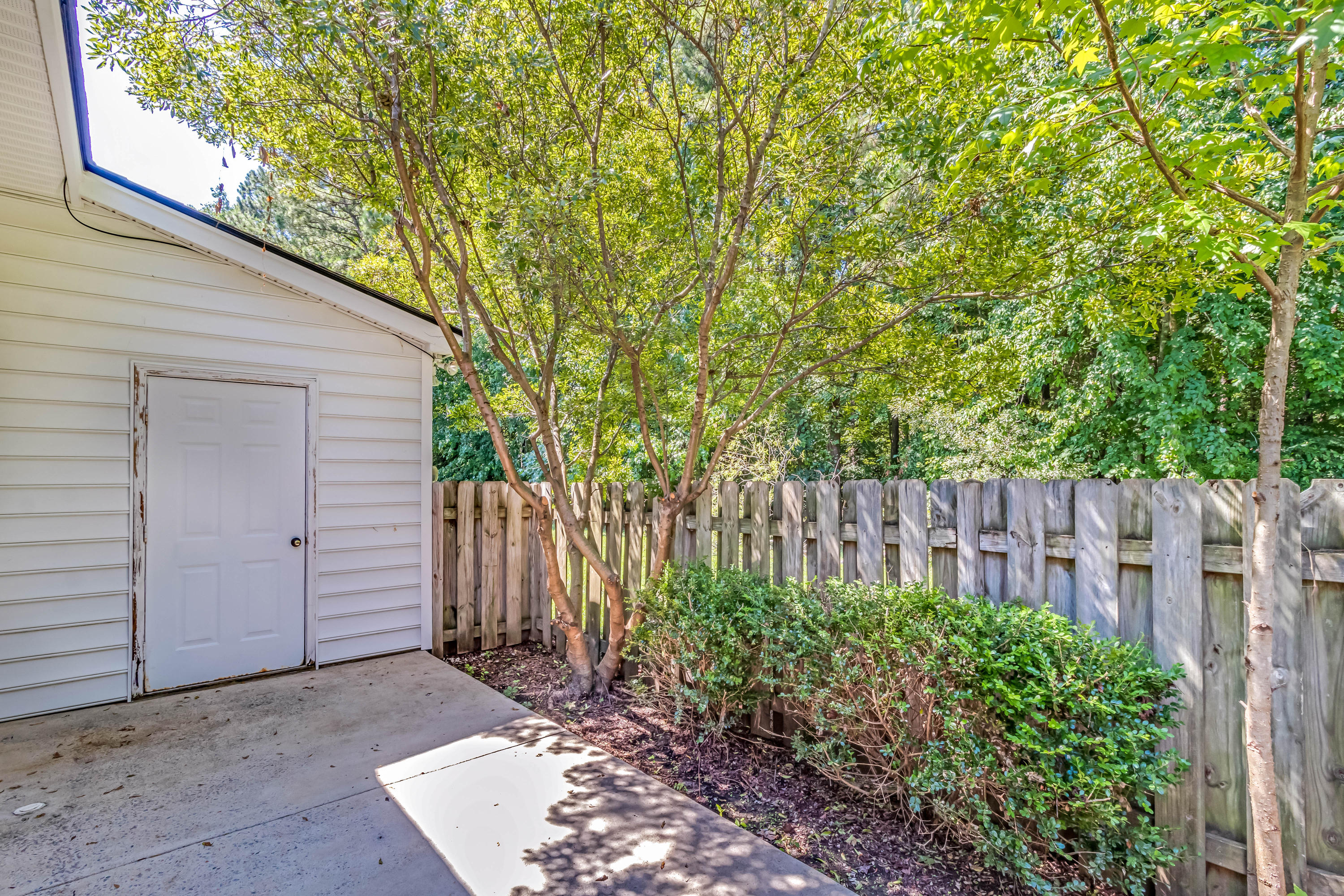 9214 Ayscough Road Summerville, SC 29485 - Photo 25 of 31 24