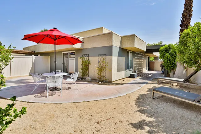 $3,800 | 1421 Sunflower Circle North, Palm Springs, CA 92262
