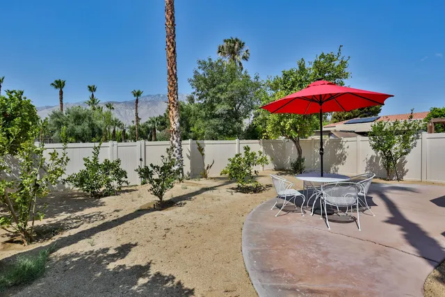 $3,800 | 1421 Sunflower Circle North, Palm Springs, CA 92262
