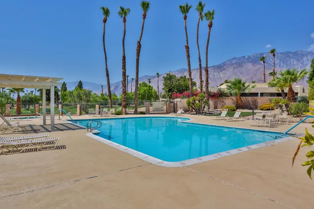 $3,800 | 1421 Sunflower Circle North, Palm Springs, CA 92262