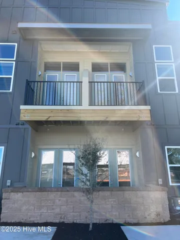 $1,250 | 911 South 2nd Street, Unit 103, Wilmington, NC 28401