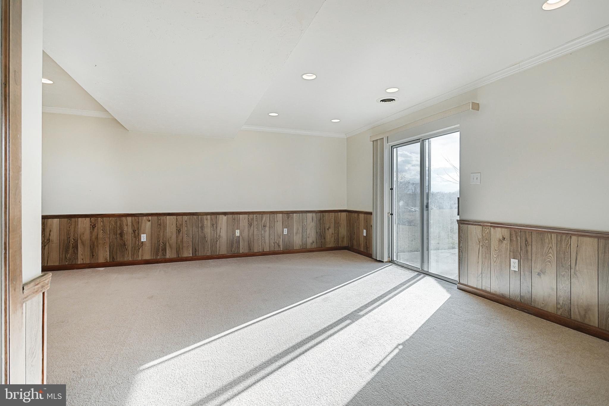 2962 Oakland Road Dover, PA 17315 - Photo 17 of 25 Gallery Image 17
