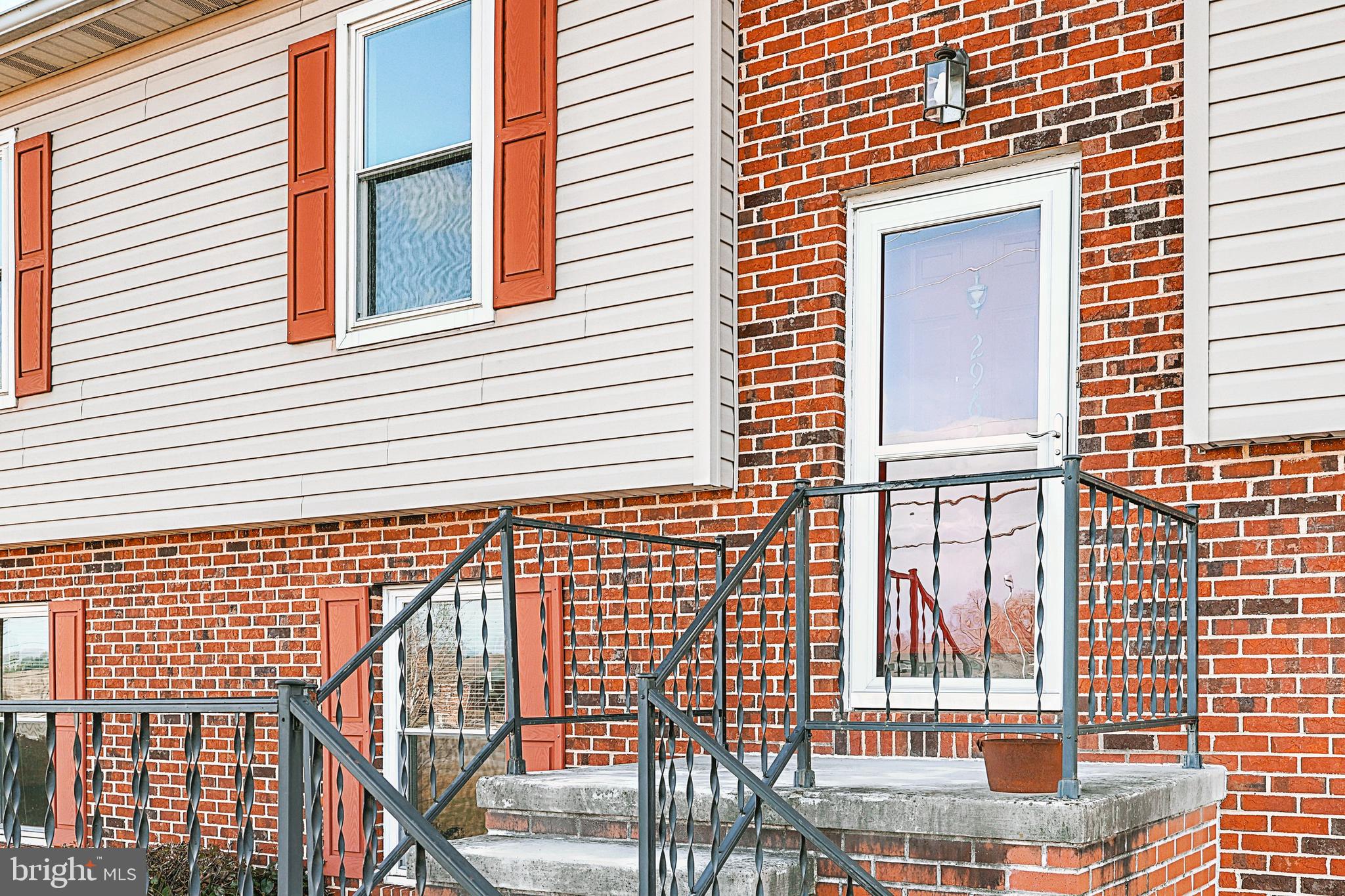 2962 Oakland Road Dover, PA 17315 - Photo 3 of 25 Gallery Image 3