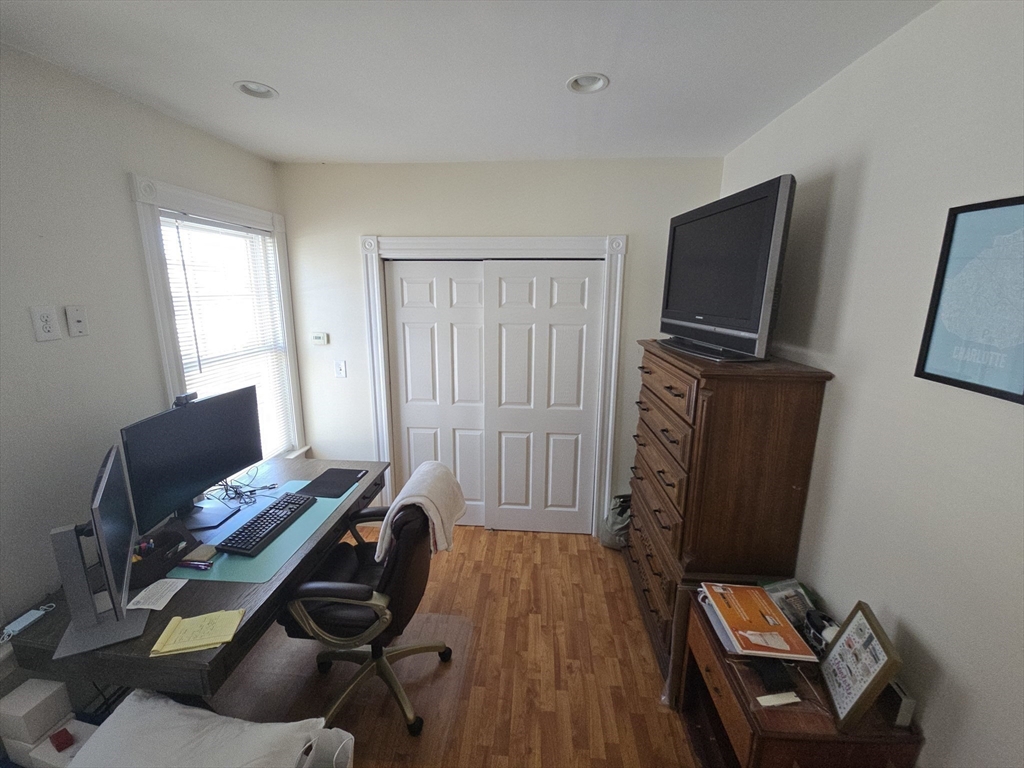 146 Hillside Road, Unit 1 Watertown, MA 02472 - Photo 10 of 20 Gallery Image 10