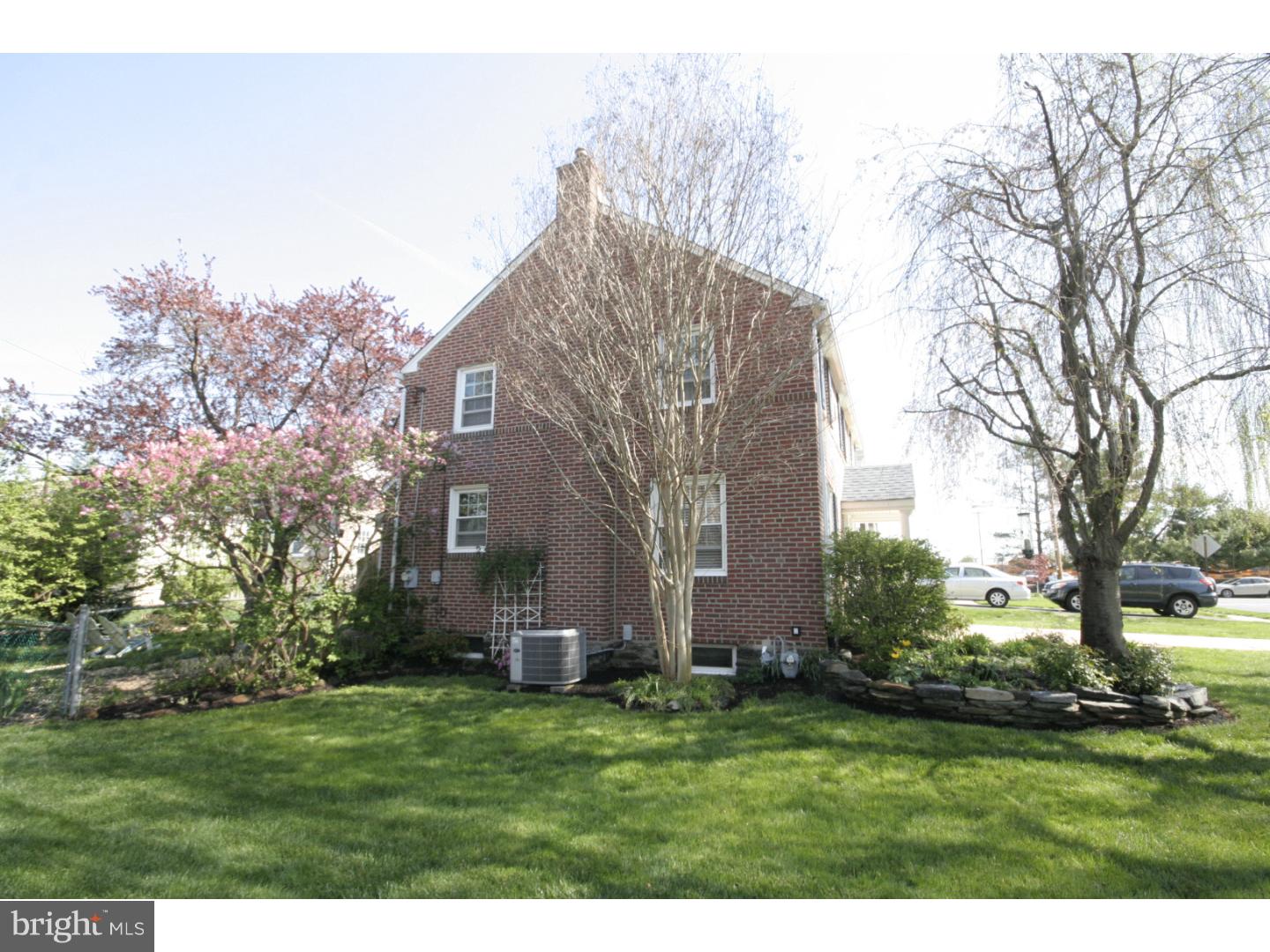 306 South Rolling Road Springfield, PA 19064 - Photo 11 of 25 Exterior Side