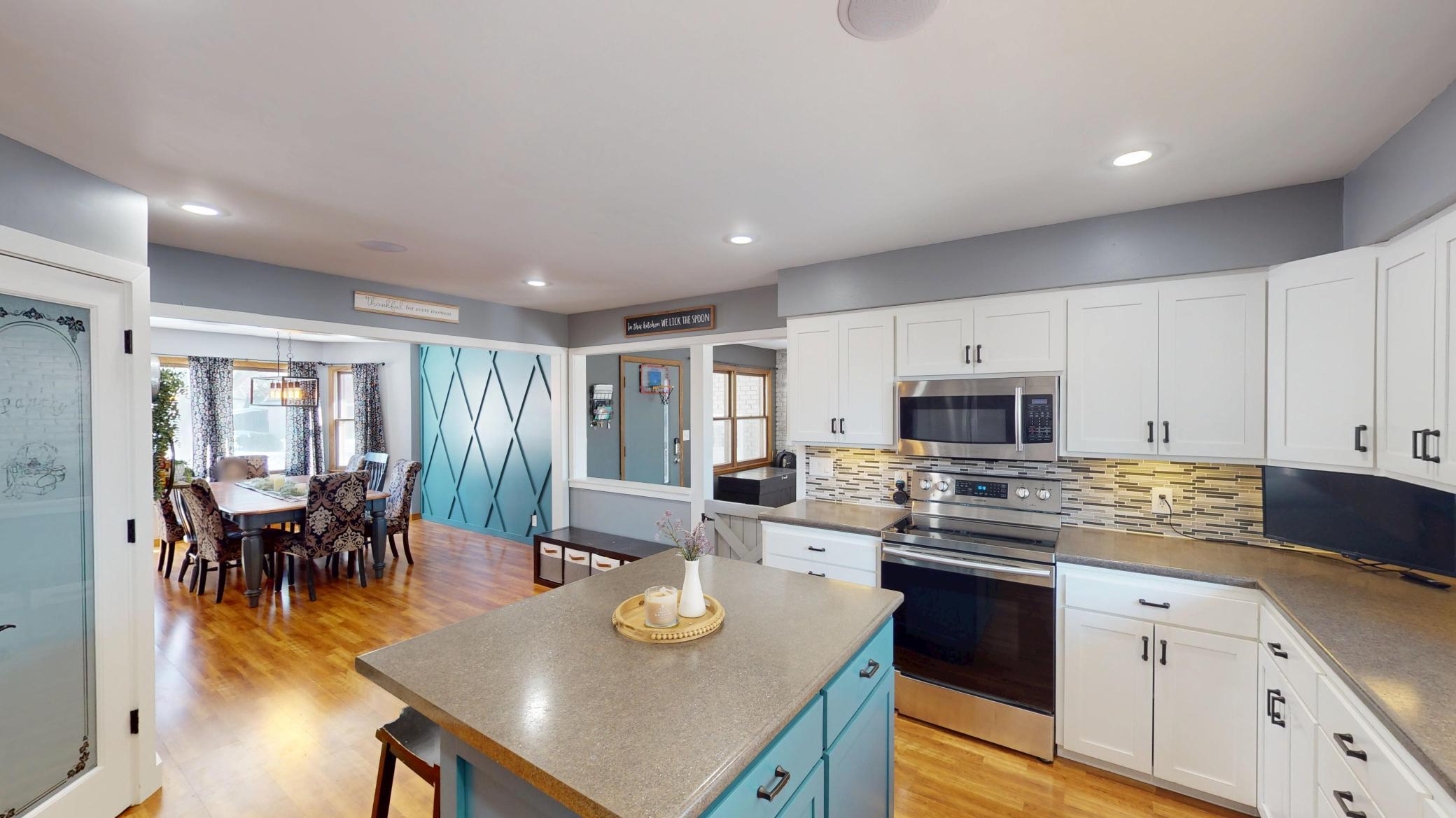 404 Garden Road Albert Lea, MN 56007 - Photo 8 of 46