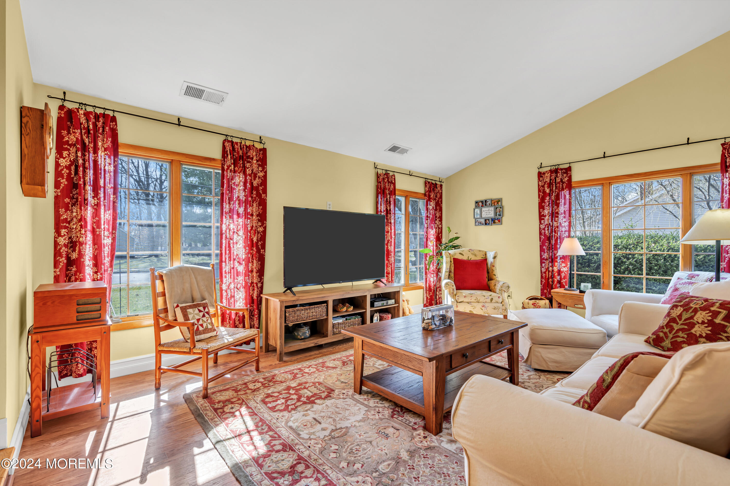 15 High Ridge Road Howell, NJ 07731 - Photo 7 of 50 012_dsc06611