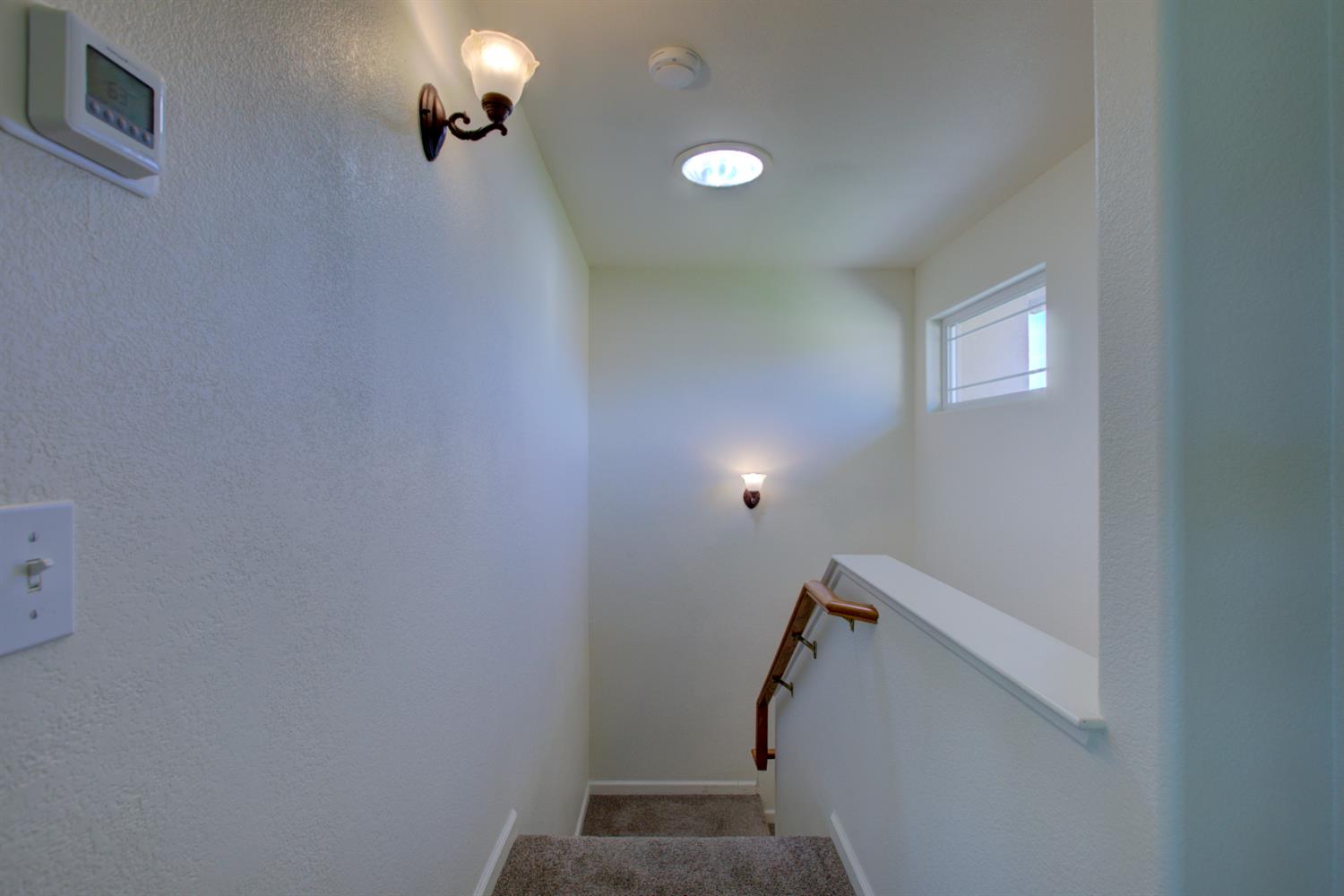 9681 Wamble Road Oakdale, CA 95361 - Photo 27 of 50 a view of entryway