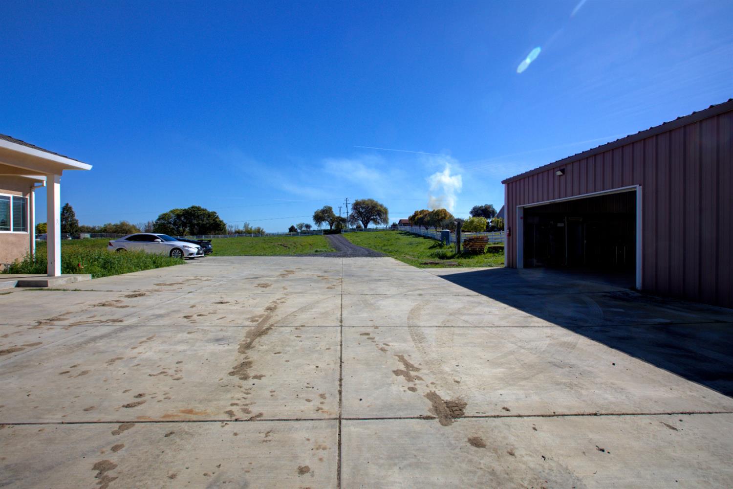 9681 Wamble Road Oakdale, CA 95361 - Photo 47 of 50 a view of a backyard