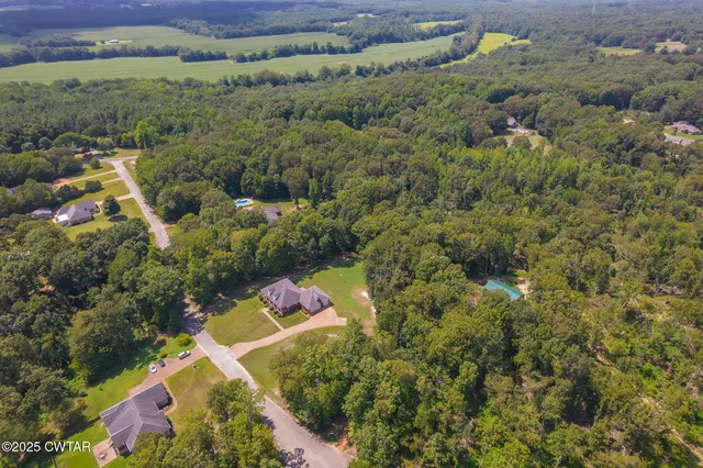 $550,000 | 165 Hunters Glen Lane, Henderson, TN 38340