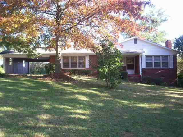 441 Dallas Road Greenville, SC 29607 - Photo 1 of 12 Gallery Image 1