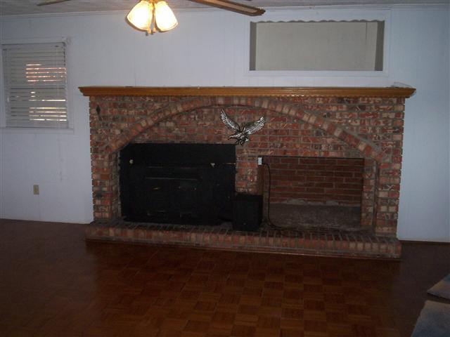 441 Dallas Road Greenville, SC 29607 - Photo 10 of 12 Gallery Image 10