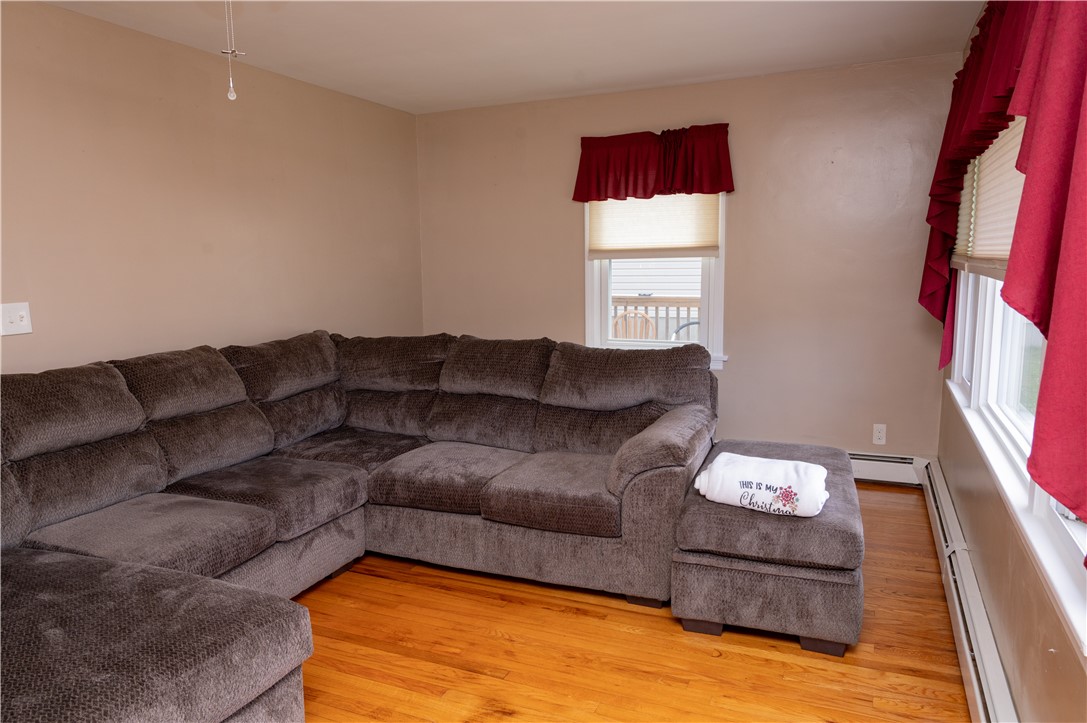 46 Kaufman Road Tiverton, RI 02878 - Photo 6 of 37