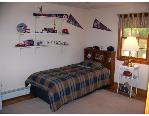 2 Barton Road Foxboro, MA 02035 - Photo 6 of 8 Gallery Image 6