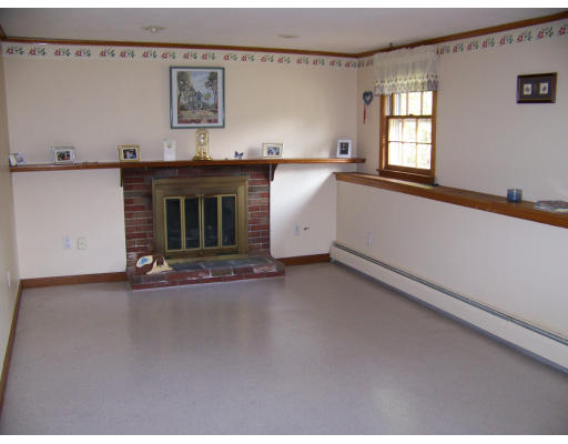 2 Barton Road Foxboro, MA 02035 - Photo 7 of 8 Gallery Image 7