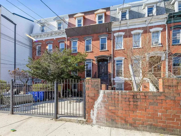 $2,950 | 291 Forrest Street, Unit 2, Jersey City, NJ 07304