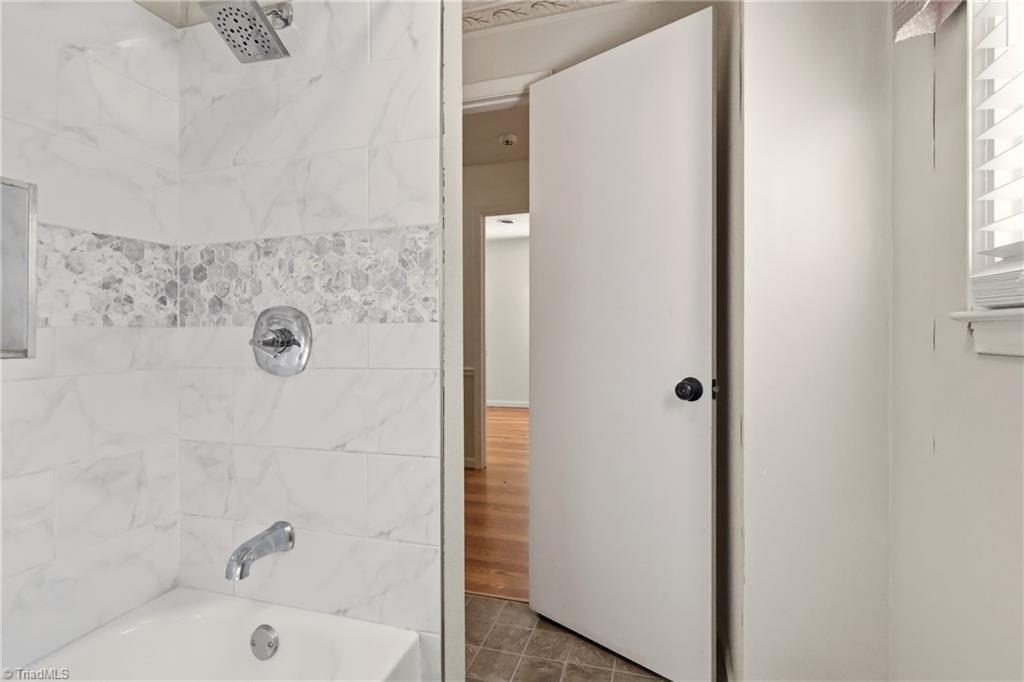 1000 Pineburr Road Jamestown, NC 27282 - Photo 11 of 28