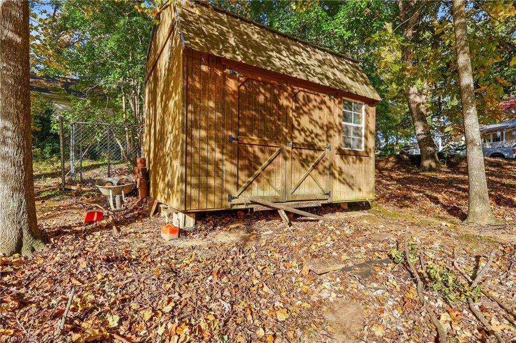 1000 Pineburr Road Jamestown, NC 27282 - Photo 23 of 28