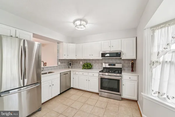 $324,900 | 861 Century Street, Hampstead, MD 21074