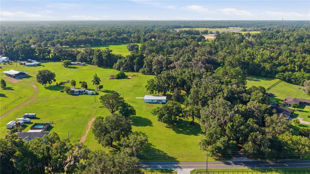 4950 Southeast 112th Street Road Belleview, FL 34420 - Photo 6 of 32
