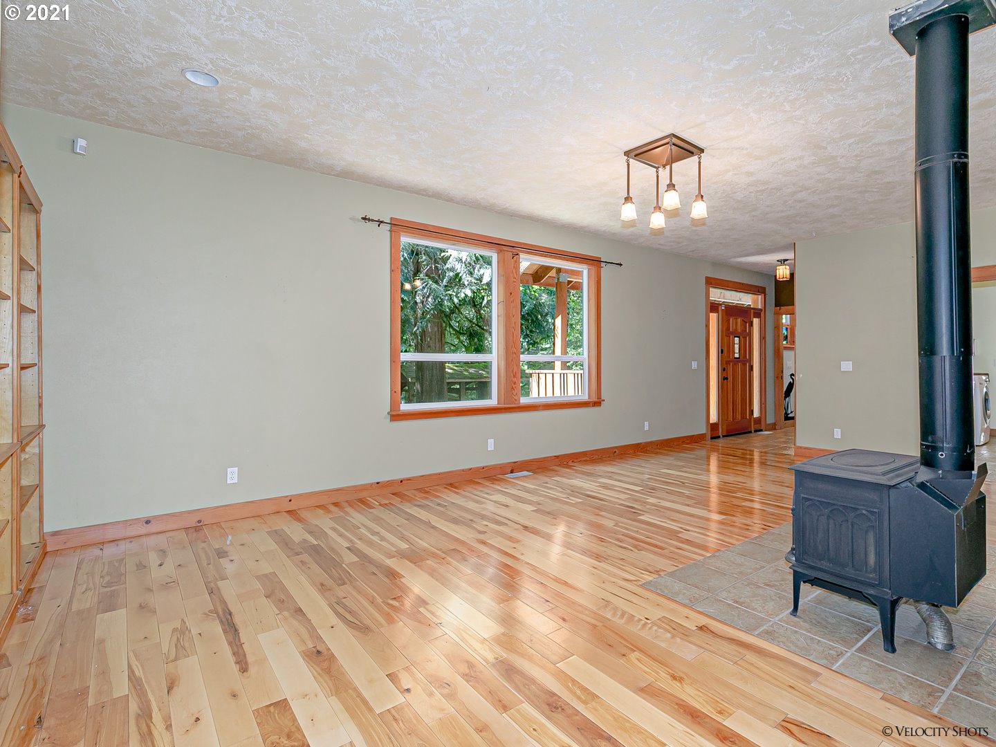64725 East Broken Bridge Lane Rhododendron, OR 97049 - Photo 17 of 32