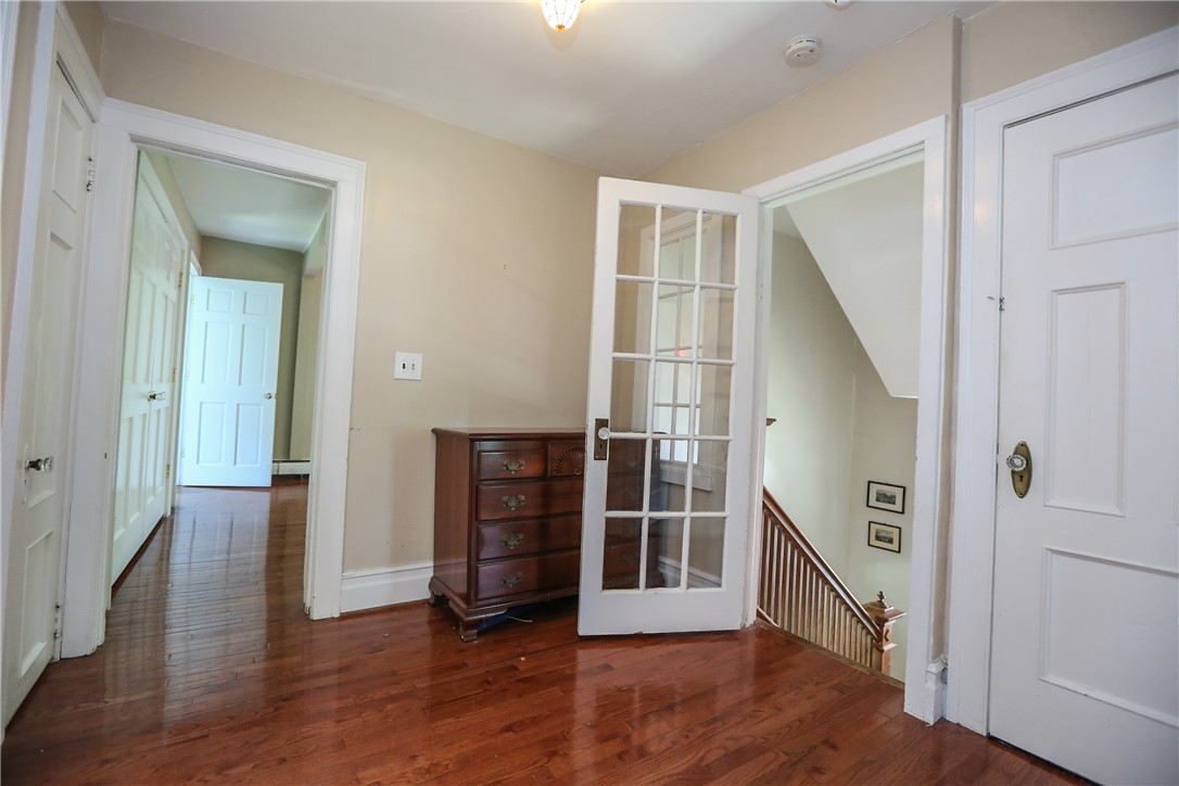 244 Barrington Street Rochester, NY 14607 - Photo 15 of 30 2nd floor landing