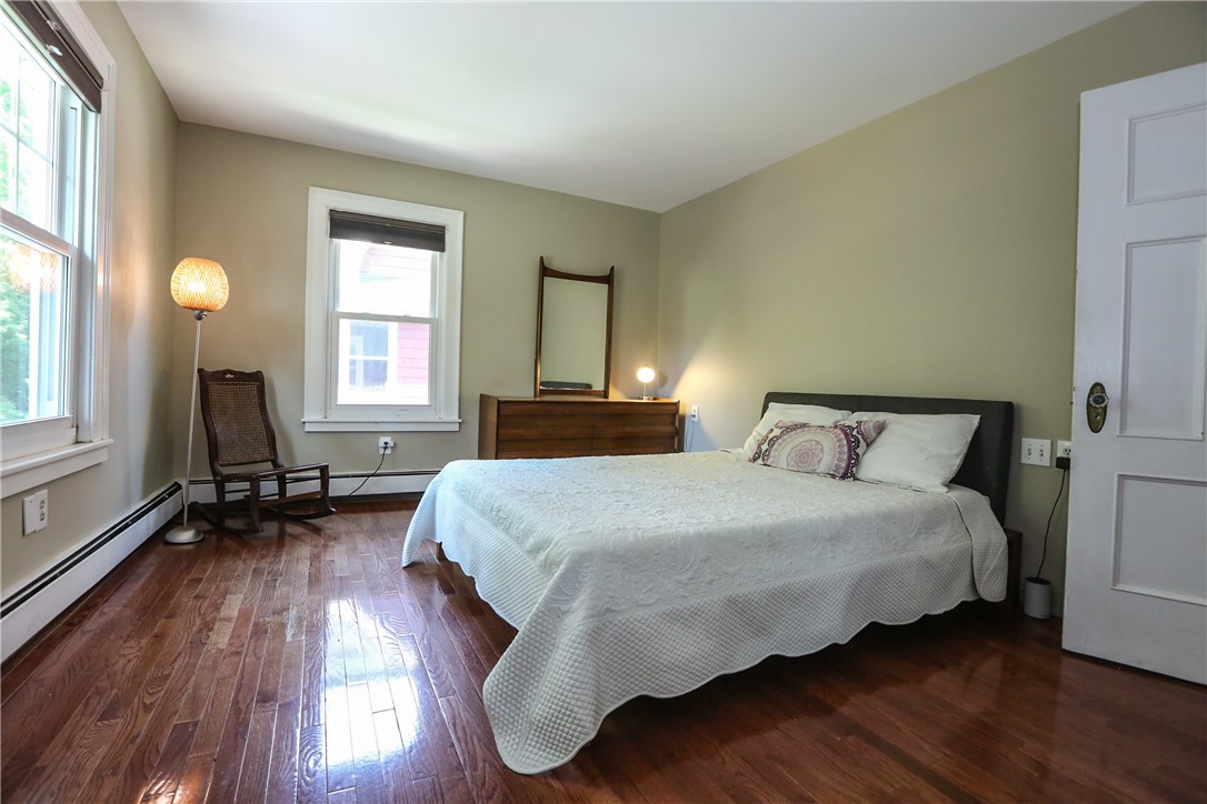 244 Barrington Street Rochester, NY 14607 - Photo 16 of 30 Primary bedroom