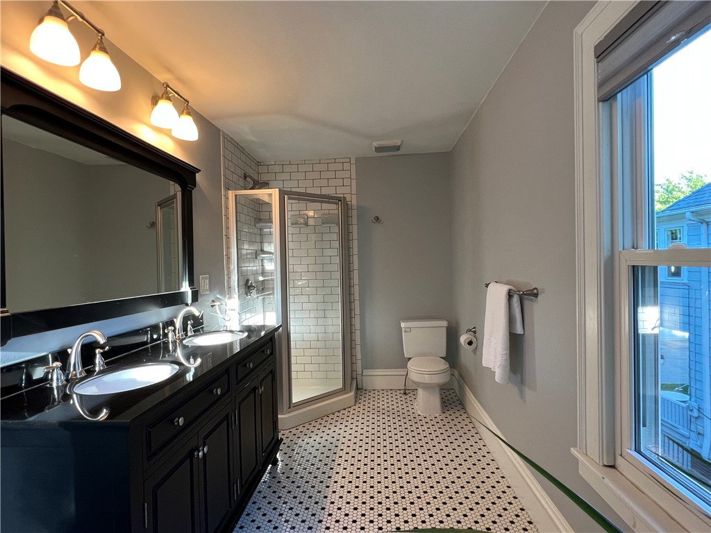 244 Barrington Street Rochester, NY 14607 - Photo 18 of 30 Primary bedroom ensuite