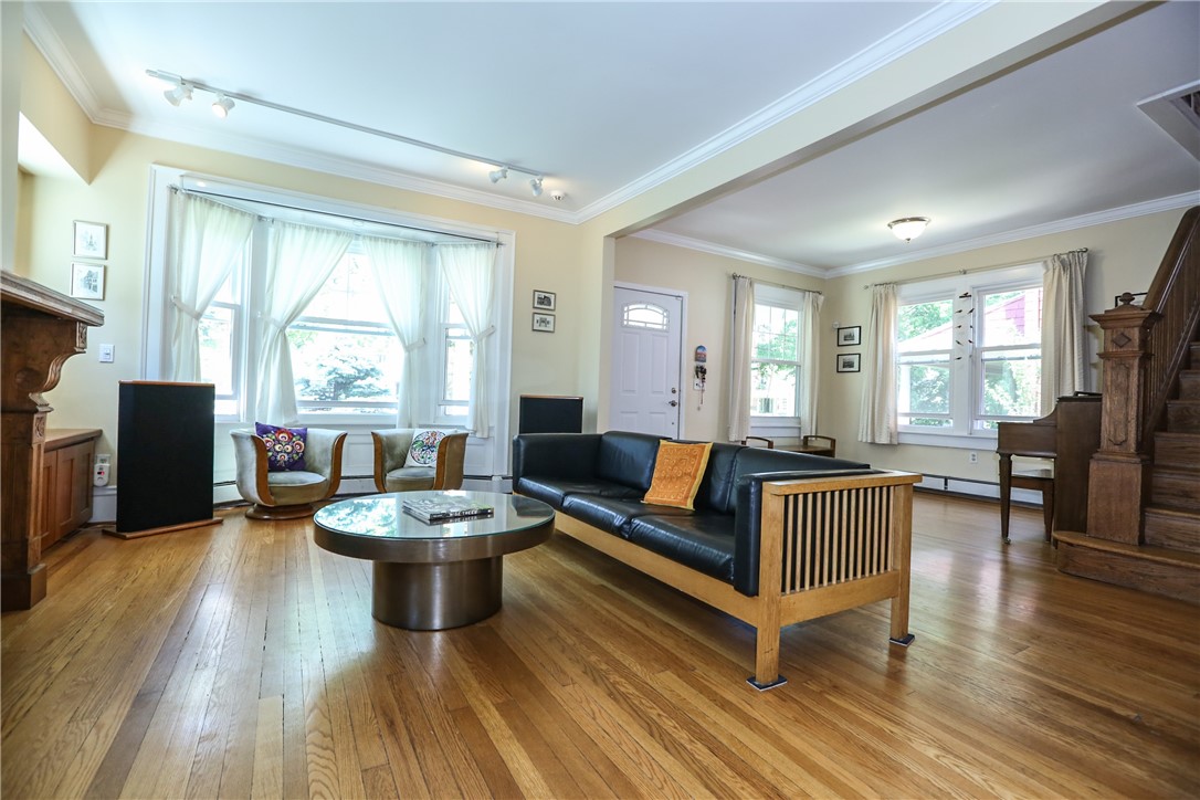 244 Barrington Street Rochester, NY 14607 - Photo 7 of 30