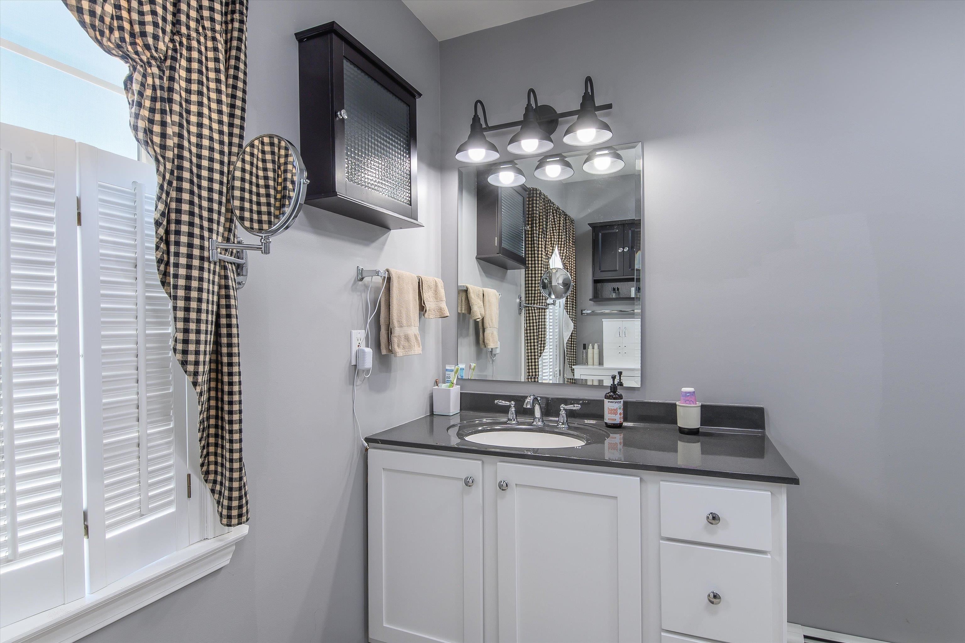 23 Wilsons Woods Road Brattleboro, VT 05301 - Photo 32 of 60