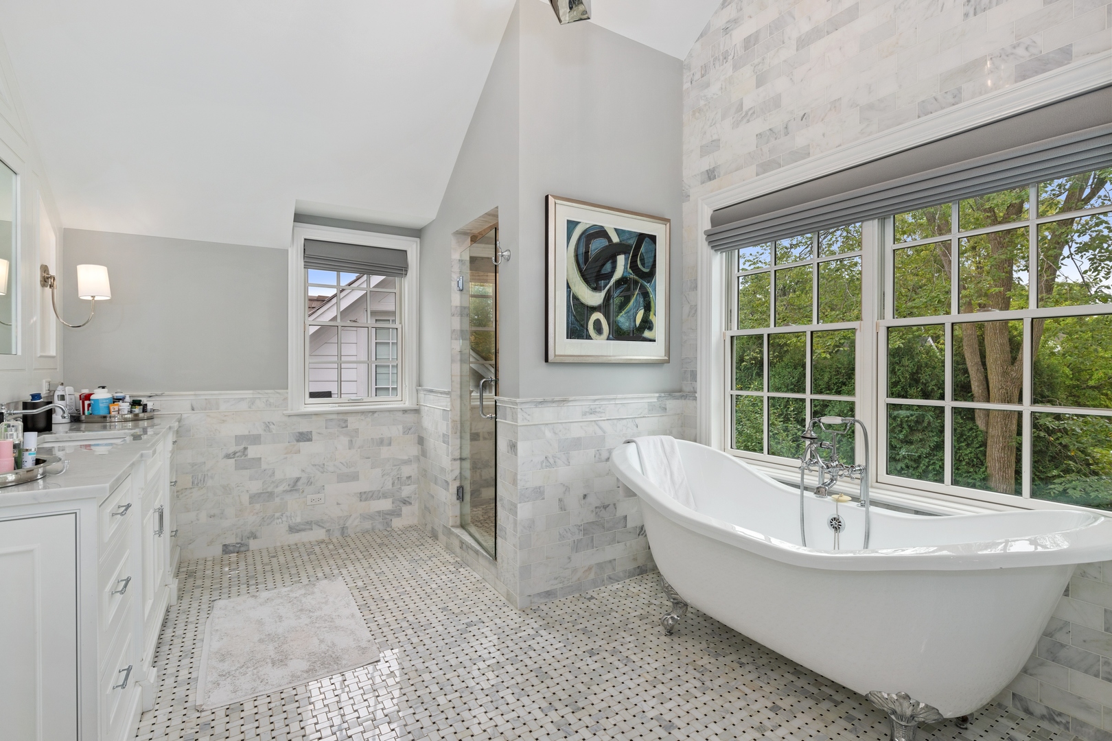 739 East Illinois Road Lake Forest, IL 60045 - Photo 21 of 39 a bathroom with a bathtub and a sink