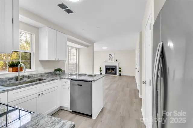 $435,000 | 7730 Woodknoll Drive, Charlotte, NC 28217