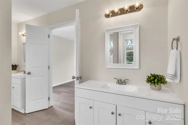 $435,000 | 7730 Woodknoll Drive, Charlotte, NC 28217