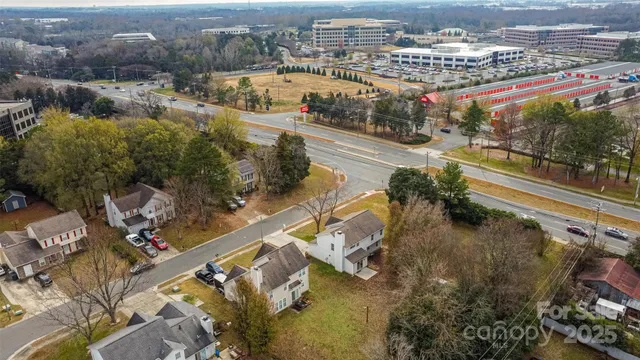 $435,000 | 7730 Woodknoll Drive, Charlotte, NC 28217