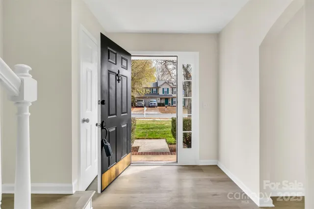 $435,000 | 7730 Woodknoll Drive, Charlotte, NC 28217