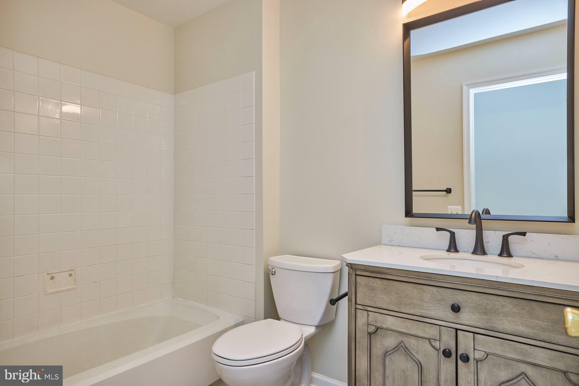 11205 Rienzi Place Manassas, VA 20109 - Photo 27 of 33 Updated Bath
