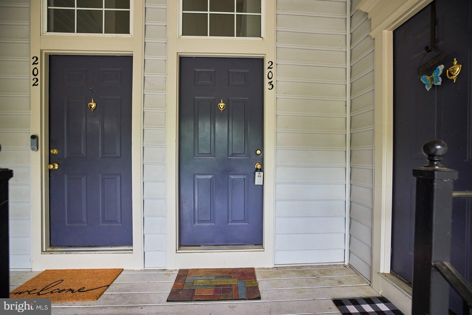 11205 Rienzi Place Manassas, VA 20109 - Photo 4 of 33 Door to unit