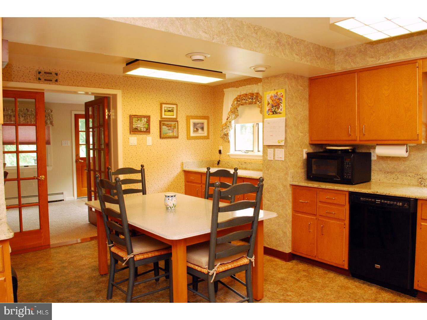 4130 Concord Road Aston, PA 19014 - Photo 10 of 25 Kitchen
