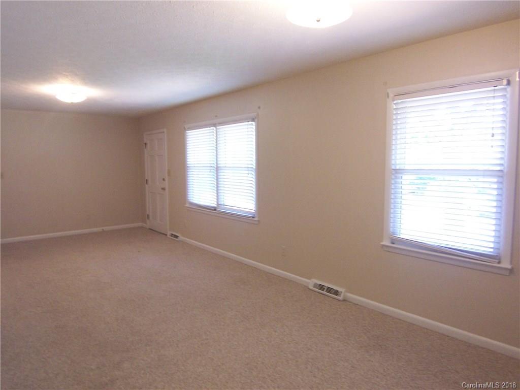 809 Rhodann Drive Shelby, NC 28152 - Photo 3 of 25 Gallery Image 3