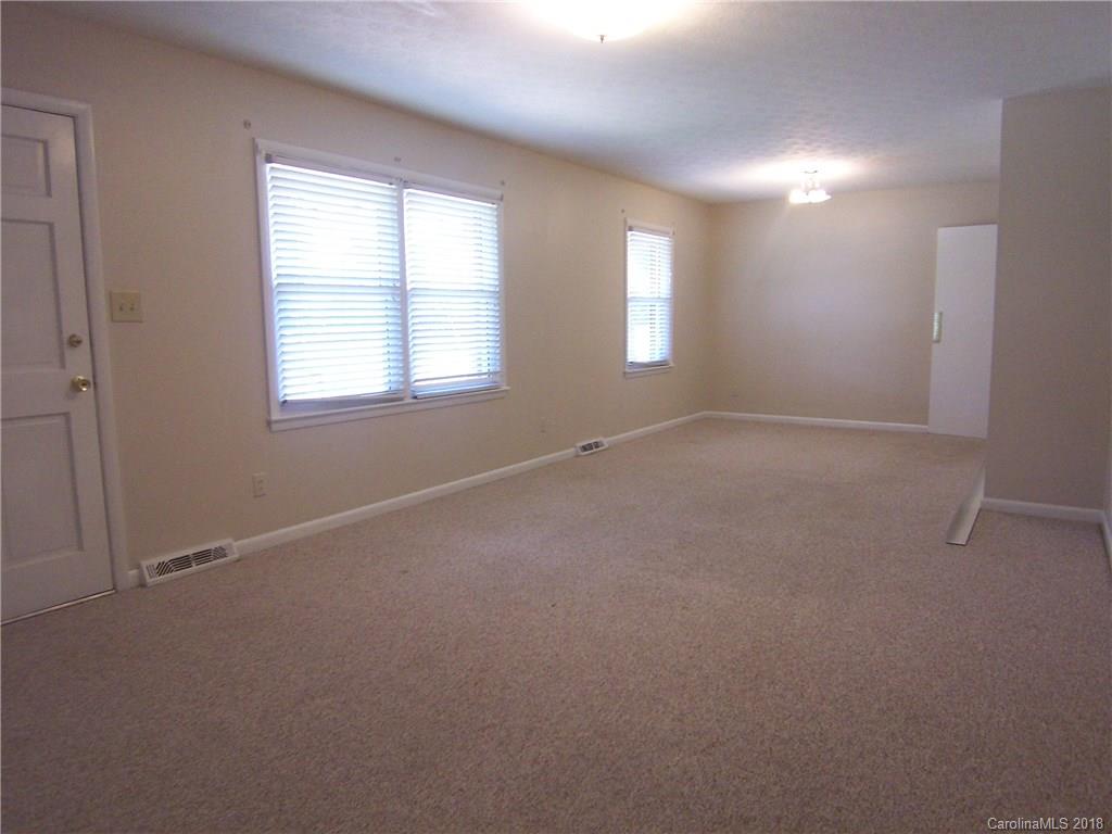 809 Rhodann Drive Shelby, NC 28152 - Photo 4 of 25 Gallery Image 4