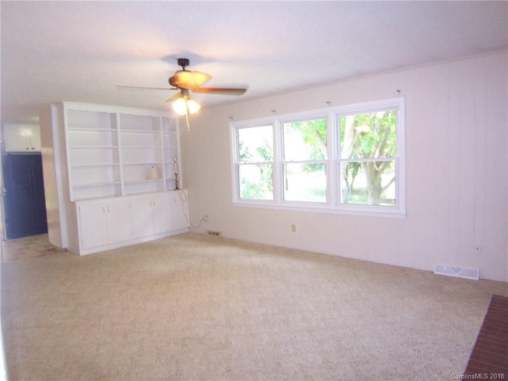 809 Rhodann Drive Shelby, NC 28152 - Photo 6 of 25 Gallery Image 6