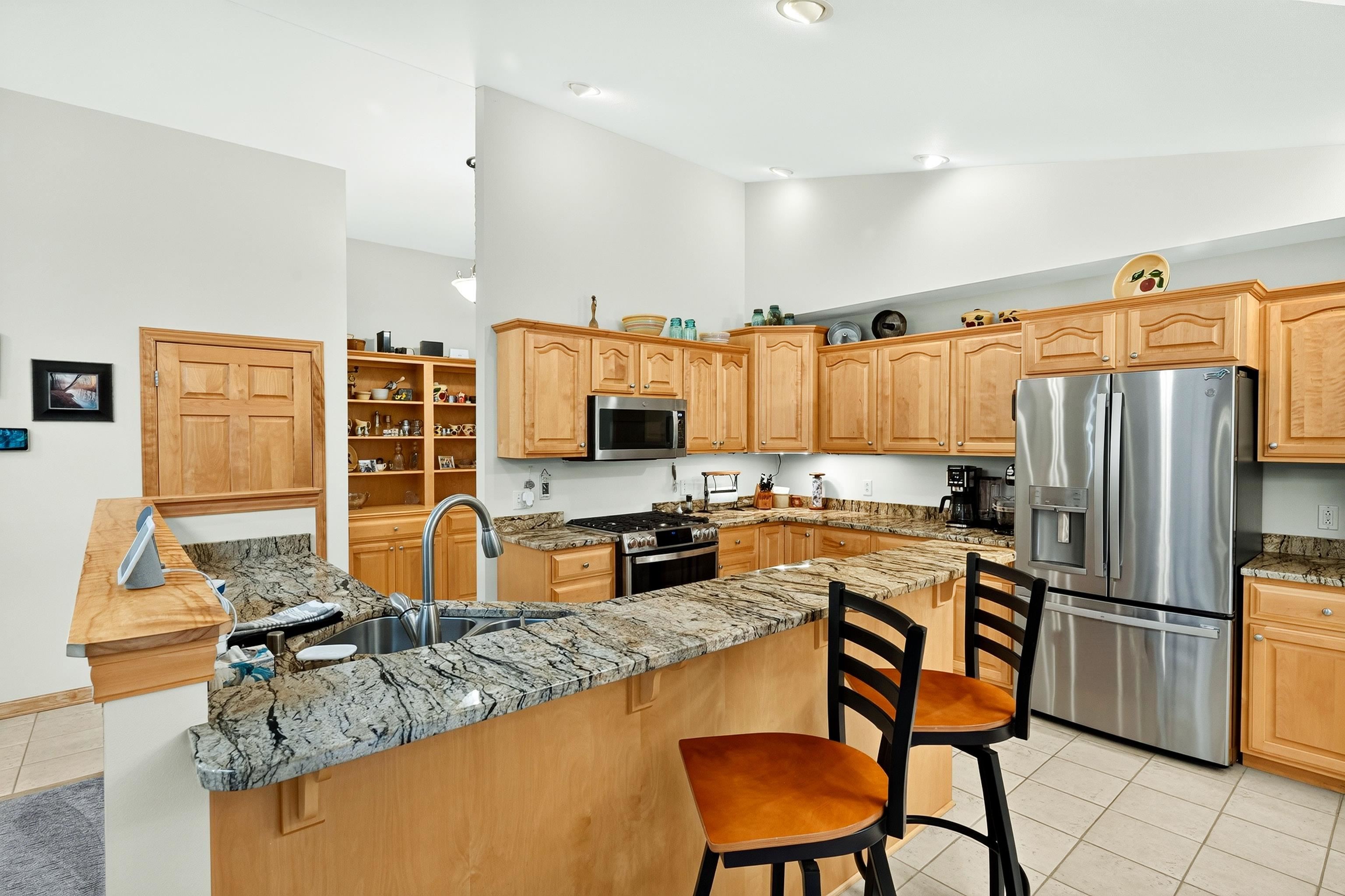 6101 Holscher Road McFarland, WI 53558 - Photo 6 of 48