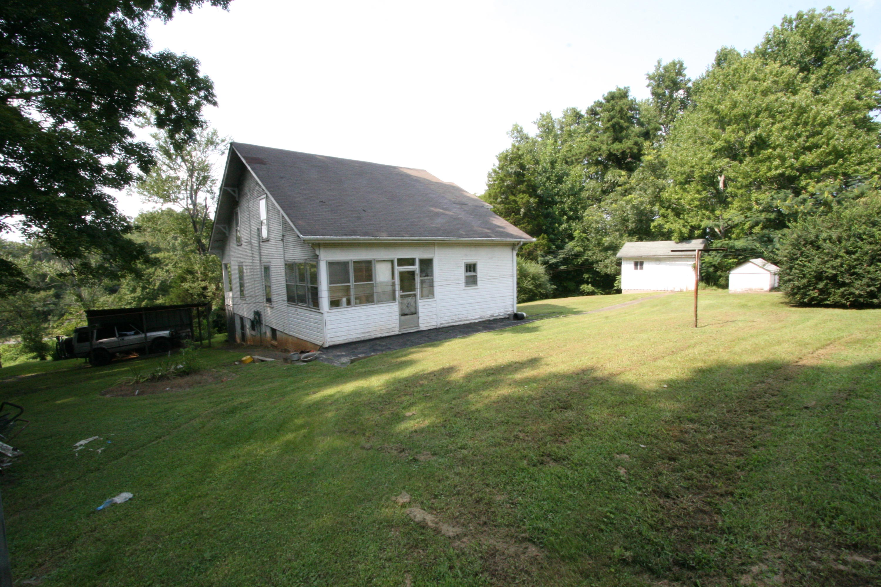 1265 Meadow Road Greenback, TN 37742 - Photo 13 of 40 IMG_9797
