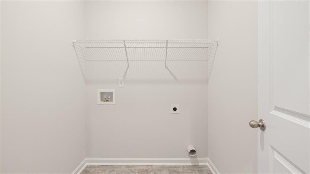 216 Cattle Drive Perry, GA 31069 - Photo 29 of 32 a view of a small room