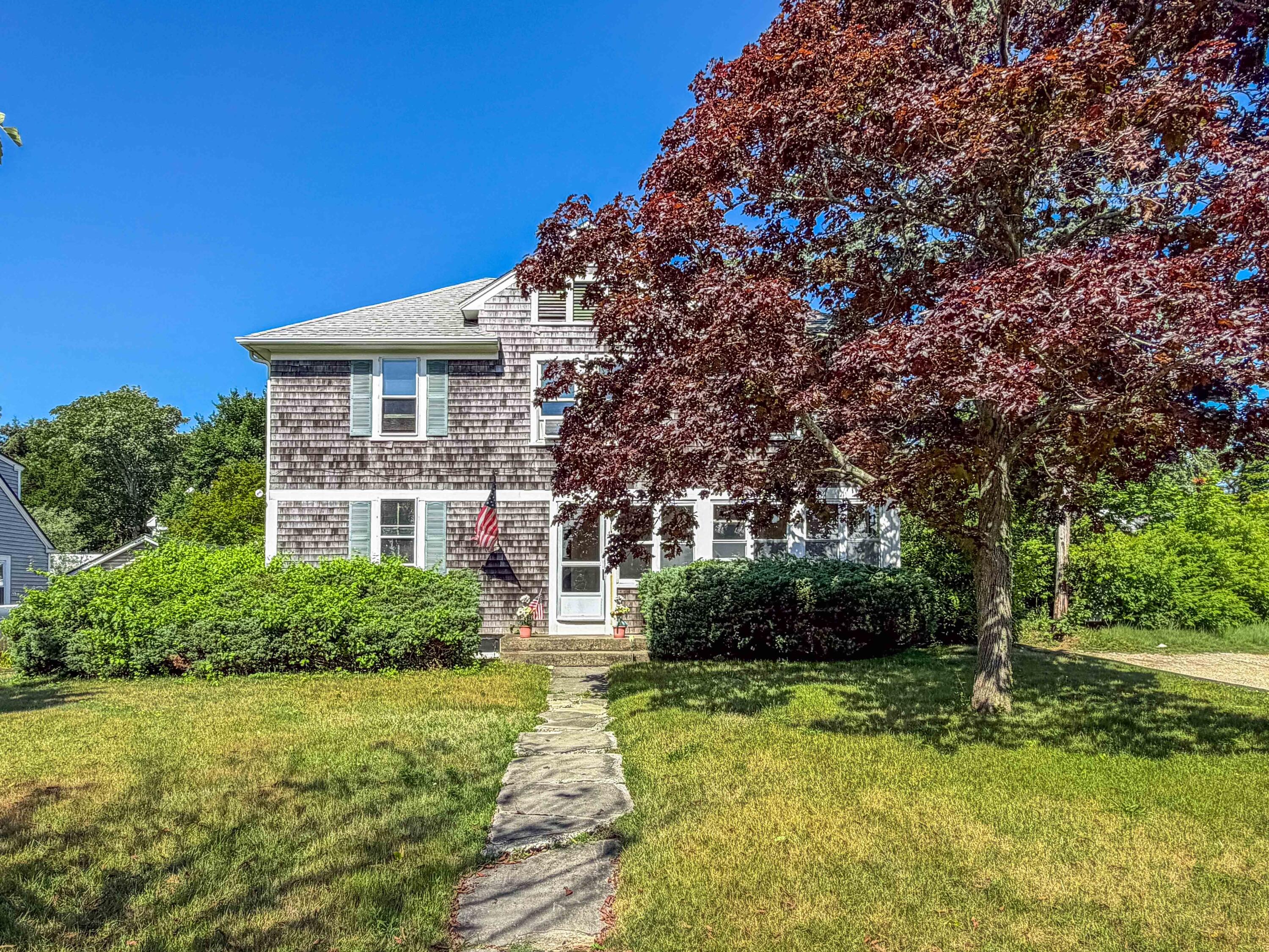 41 Edgartown Road Vineyard Haven, MA 02568 - Photo 3 of 27 41 Edgartown Road (1 of 44)