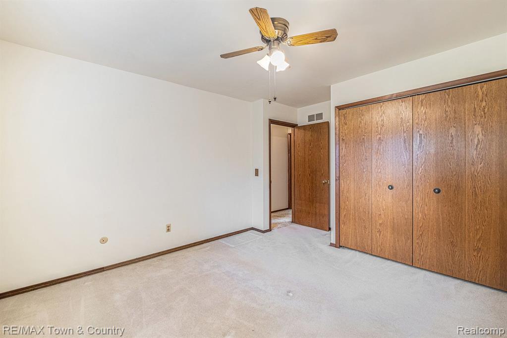 6045 Turner Road Flushing, MI 48433 - Photo 15 of 30