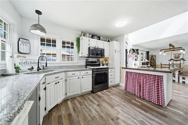 $625,000 | 6777 Hockett Trail, Randleman, NC 27317