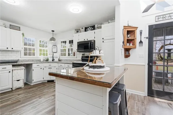 $625,000 | 6777 Hockett Trail, Randleman, NC 27317