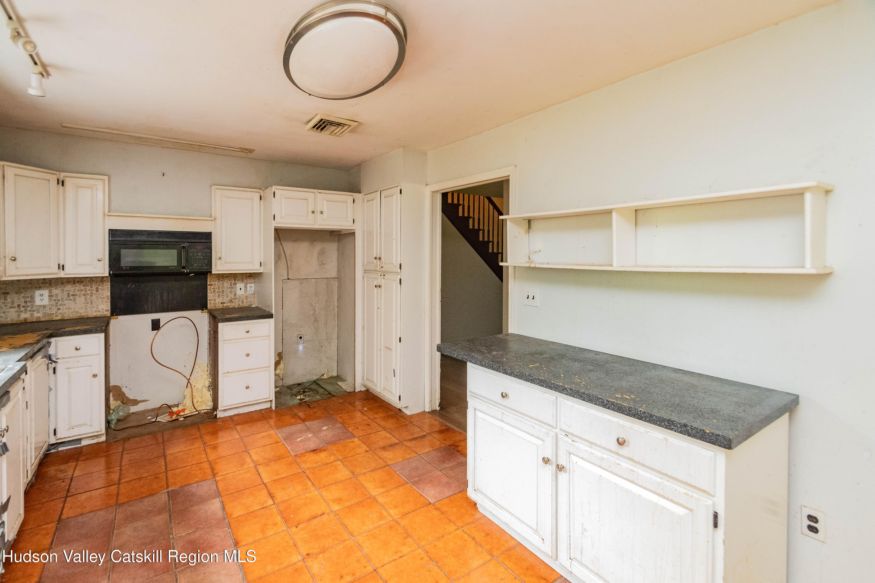 573 Plutarch Road Highland, NY 12528 - Photo 12 of 40 DSC_5393