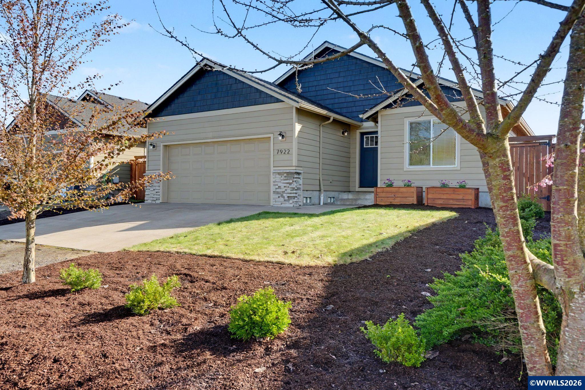 7922 5th Street Southeast Turner, OR 97392 - Photo 2 of 38